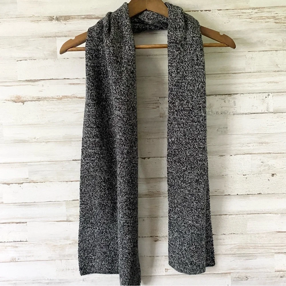 NWOT Marled Knit Scarf Black White & Gray